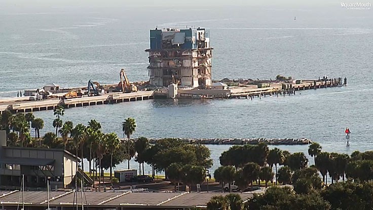 St. Petersburg, Florida, pier demolition using MagneGas fuel